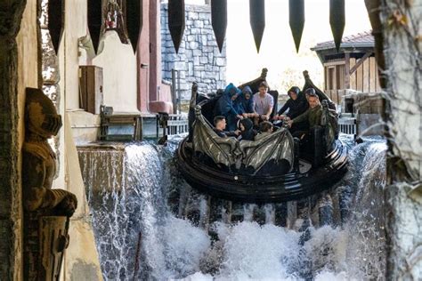 River Quest - Wildwasserbahn - Phantasialand - Fahrgeschäft