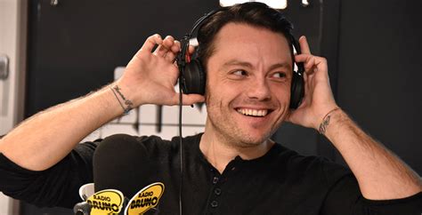 La Felicit Al Principio Il Debutto Letterario Di Tiziano Ferro