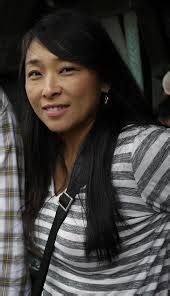 Gorgeous Asian Milf Scrolller