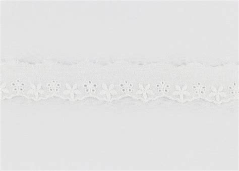 White Floral Embroidered Cotton Lace Trims Eyelet Lace Ribbon For