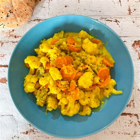 Low Carb Blumenkohl Möhren Curry Paradieskueche