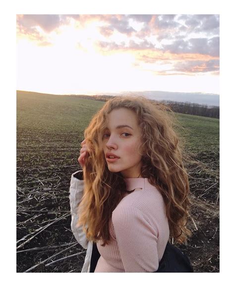 Nature Lover Tanya Hair Styles Long Blonde Hair Hair Beauty