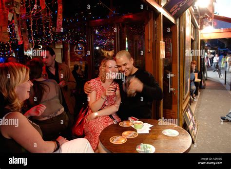 Paris, nightlife in the Latin quarter Stock Photo - Alamy