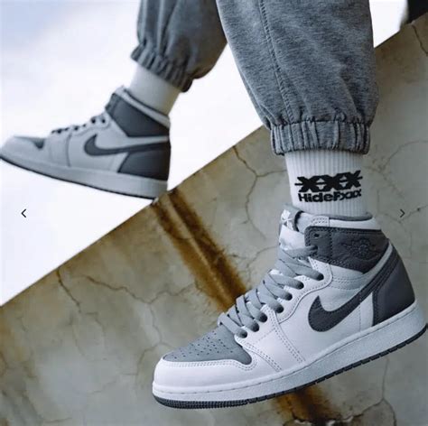 Giày Nike Air Jordan 1 Retro High Og White Stealth 555088 037 Citishop