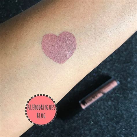 Come Amos A Semana Resenha De Batom E Vamos Terminar Batom Tamb M Dessa Vez Um Nude