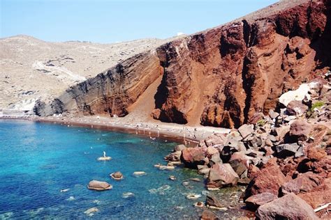 A Guide to Red Beach in Santorini - Unfolding Greece