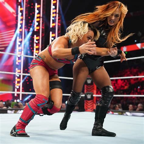 Becky Lynch takes care of Zoey Stark! : r/WrestlingHumiliation