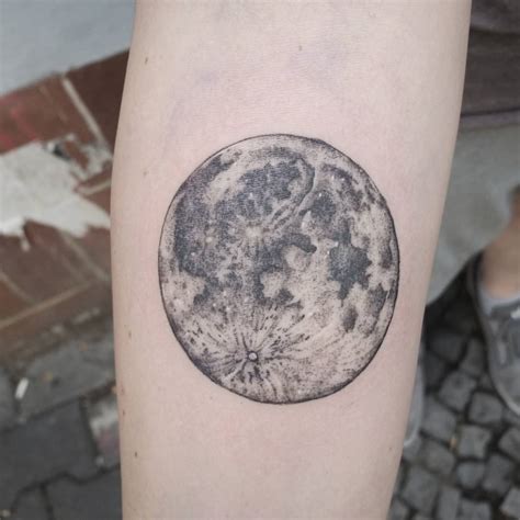 Realistic full moon by Jak Tattoos - Tattoogrid.net