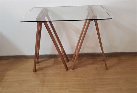 Mesa De Cavalete De Madeira Tampo De Vidro Mesa Tok Stok Usado