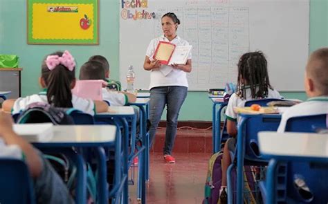 Sábado 17 de junio: por qué deben de asistir los niños a clases| Telediario México