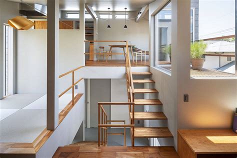 Tiny Home in Japan: Split-Levels, Smart Views and Space-Conscious ...