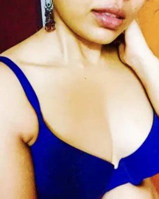 Indian Desi Saree Porn Pics Xxx Photos Sex Images Pictoa