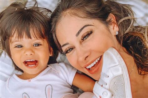 Mayra Cardi Diz Que Filha Tem Problema De Sa De Ainda N O Identificado