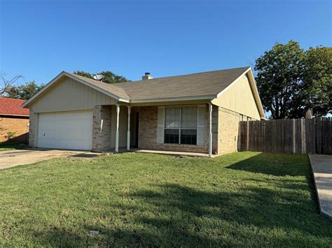 4641 Wineberry Dr, Fort Worth, TX 76137 - See Est. Value, Schools & More