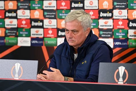 Salisburgo Roma Mourinho E Dybala In Conferenza Stampa Alla Vigilia