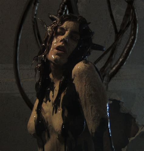 Naked Victoria De Mare In Bio Slime