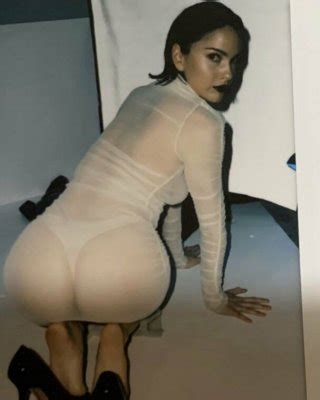 Shelley Hennig Nude Porn Pictures XXX Photos Sex Images 4064103 PICTOA