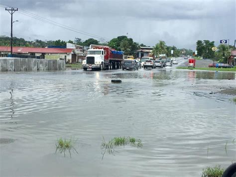 Video Fuertes Lluvias Generan Desbordamientos De R Os E Inundaciones