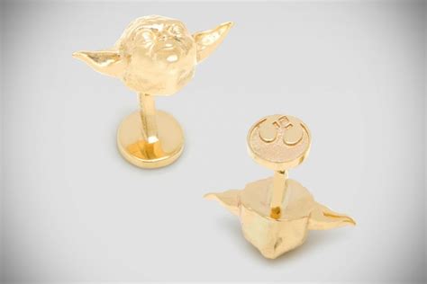 Star Wars Gold Darth Vader and Yoda Cufflinks