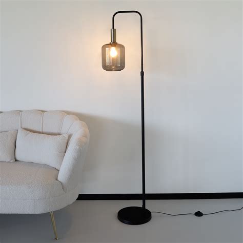 Industriële vloerlamp Zakkie zwart goud AQ Living