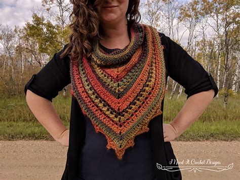 Ravelry The Bauble Bandana Cowl Pattern By I Need It Crochet