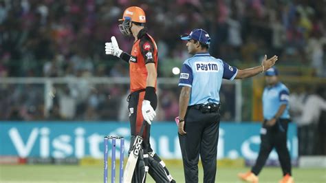 Ipl Hawk Eye Technology Ends Waist High No Ball Controversy Bvm Sports