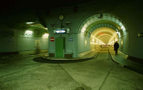 Alter Elbtunnel In Hamburg Wird Historisches Wahrzeichen Der