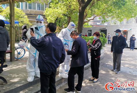 【組圖】“守滬者聯盟”丨援滬醫療隊助力上海繼續開展“三區”檢測篩查 國際在線