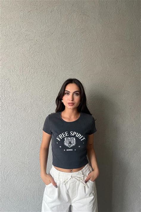Antrasit Baskı Detaylı Yıkamalı Crop