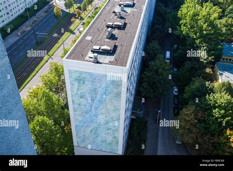 Berlin wall aerial view hi-res stock photography and images - Alamy