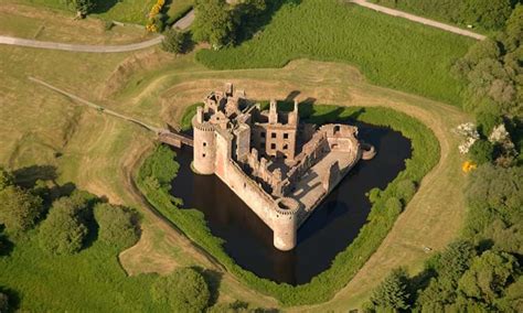 Caerlaverock Castle Historic Environment Scotland History