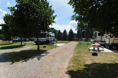 Angola, Indiana RV Camping Sites | Angola / Hogback Lake KOA