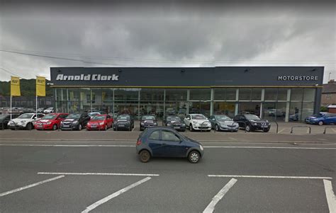 Arnold Clark dealership caught up in row over 'dangerous' car - Car ...