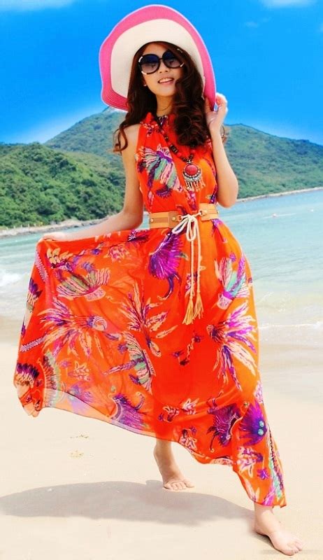 25 Coolest Beach Wear Outfits For Women