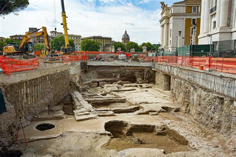 Quali Straordinari Resti Archeologici Sono Stati Trovati A Piazza Pia E