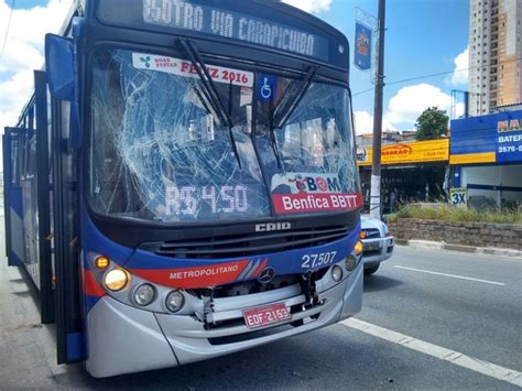 G1 Acidente Entre Dois ônibus Deixa Cinco Feridos Em Osasco