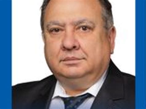 Собственикът на строителната фирма “Задгранично строителство” става ...