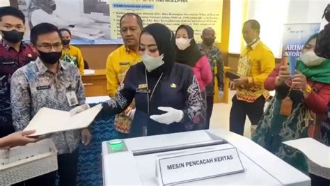 Depo Arsip Kalsel Musnahkan Berkas Dari Tiga Instansi Video