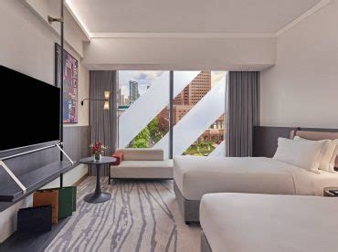 Luxury Accommodation in Rooms & Suites | Pullman Singapore Orchard