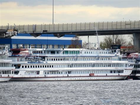LEONID SOBOLEV, Inland Passenger - Details and current position - IMO ...