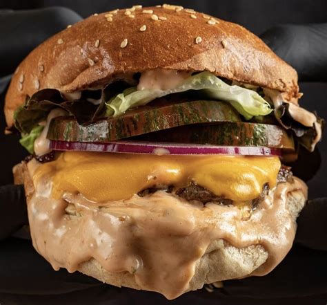 16 Best Grass Fed Burgers In Los Angeles The Appropriate Omnivore