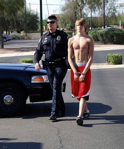 Shirtless Guy Arrested Sexy Sagger Arrested And Handcuffed Flickr