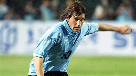 Muere A Los 49 Años El Exfutbolista Uruguayo Fabián Oneill