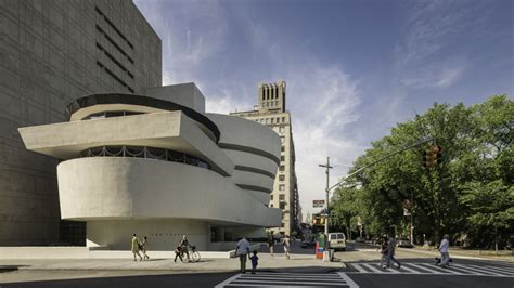 The Guggenheim Opens Its Doors 7 Days A Week And Launches Silent Nights