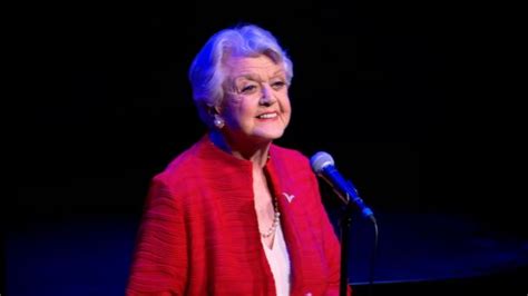 Video Remembering Angela Lansbury as Mrs. Potts from 'Beauty and the ...