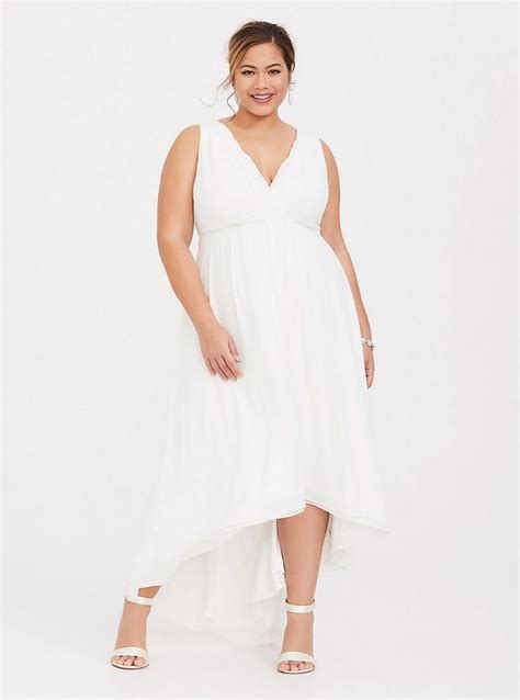 Torrids New Plus Size Wedding Collection Is Hitting Us Hard • Offbeat