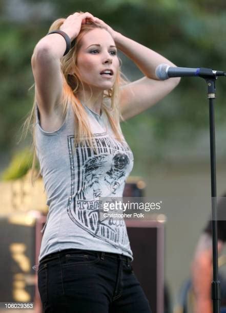 The Cw Presents Summer At The Grove With Anna Nalick And Kim Kline In