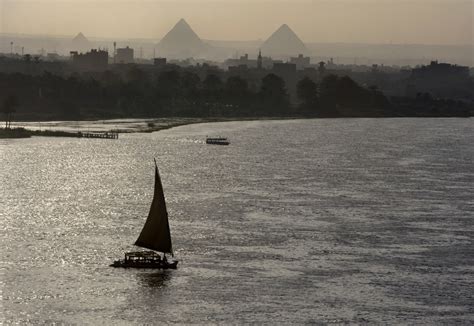 Study: Giza pyramids were built with help of a now dried-up arm of the Nile