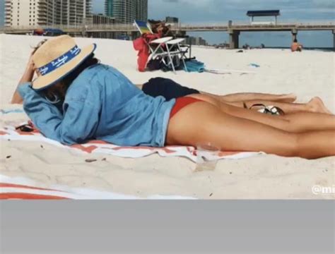 10 Hot Sexy Mitra Jouhari Bikini Pics