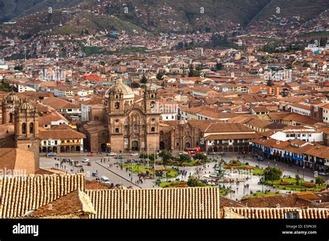 Elevated view over Cuzco and Plaza de Armas, Cuzco, UNESCO World ...